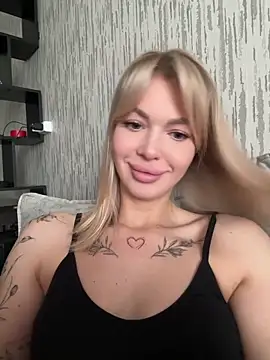 Snapshot of miss_veroNika chatting on 22, 9, 2025 miss veroNika online show from 22, 9, 2025