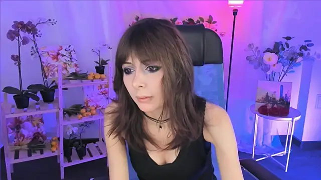 CrystallBloom online show from 22, 12, 2025