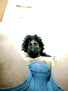 hotblack7 online show from 12, 4, 2026