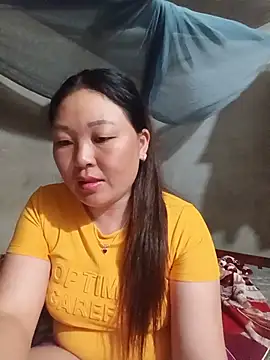 Snapshot of mptan73 chatting on 8, 5, 2026 mptan73 online show from 8, 5, 2026
