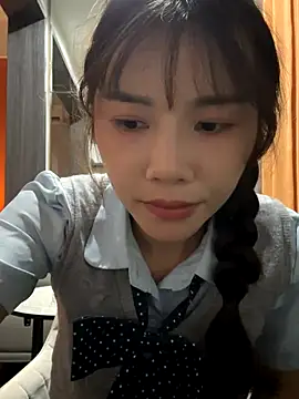 Adora188 online show from 9, 9, 2025