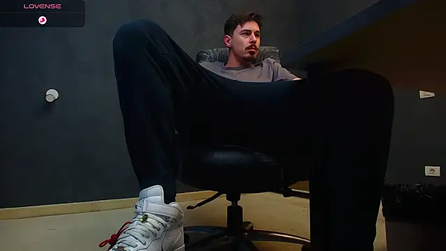 EnzoRace online show from 30, 10, 2025