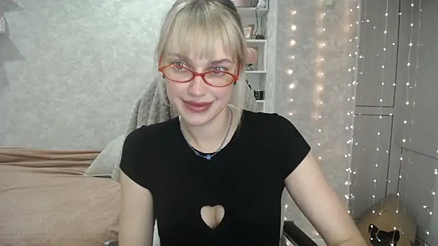 NickyAdamidi online show from 15, 9, 2025