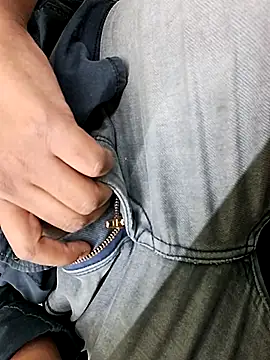 puuuhi online show from 23, 4, 2026