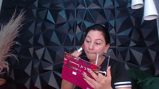 helenasaenz online show from 18, 12, 2025