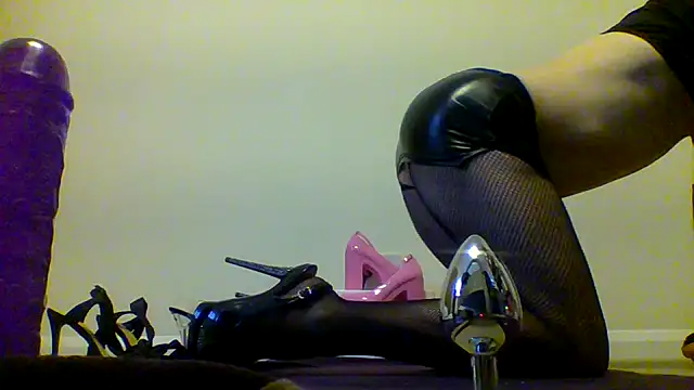 unforgettable dirty slut online show from 11, 11, 2025