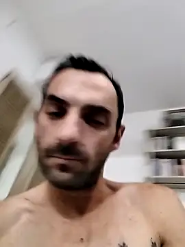 hotmen83 online show from 29, 9, 2025