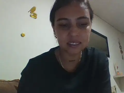 EmmaSplycer02 online show from 1, 4, 2026