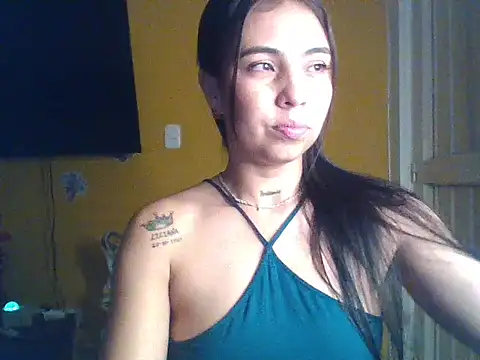 EmmaSplycer02 online show from 14, 4, 2026