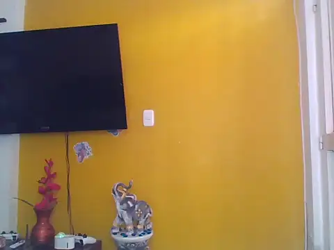 EmmaSplycer02 online show from 16, 4, 2026