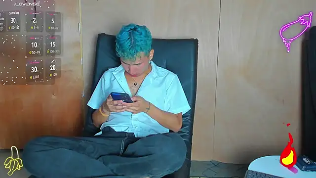 spicy adonhis online show from 12, 10, 2025