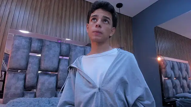 owen  johnson online show from 12, 4, 2026