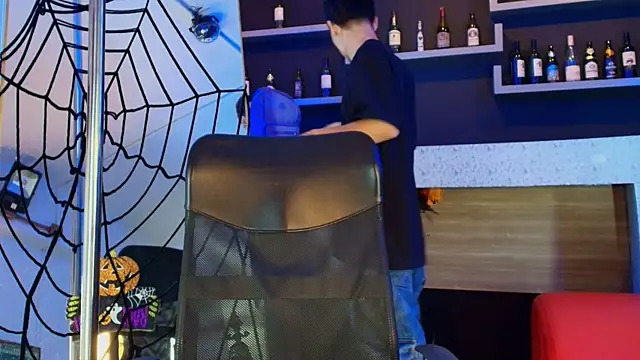 Snapshot of _DantFox_ chatting on 3, 11, 2025 DantFox online show from 3, 11, 2025