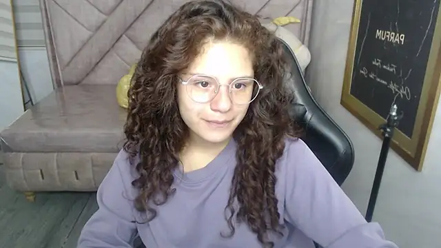 Velvet Moon V online show from 24, 11, 2025