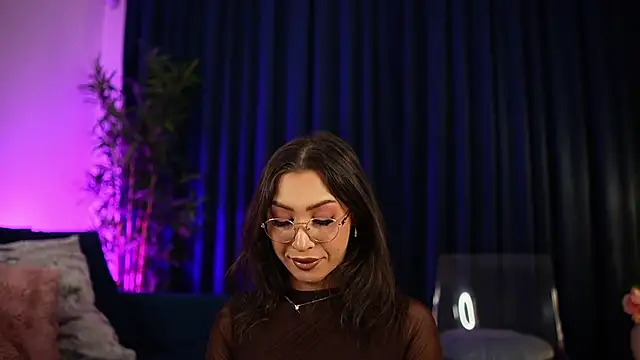  ChloeLee  online show from 20, 11, 2025