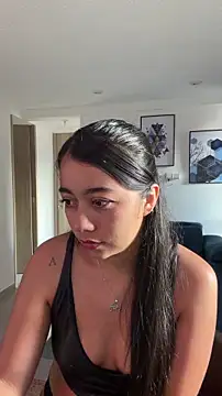 Lily June online show from 16, 4, 2026