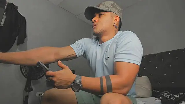 evan hardy online show from 31, 10, 2025