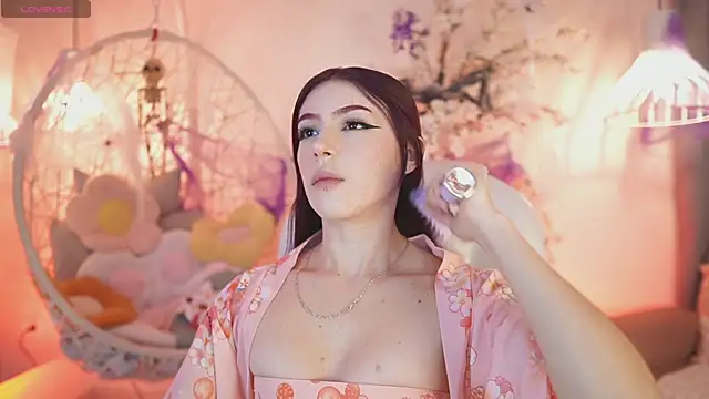 Snapshot of JadeSummerr chatting on 14, 10, 2025 JadeSummerr online show from 14, 10, 2025