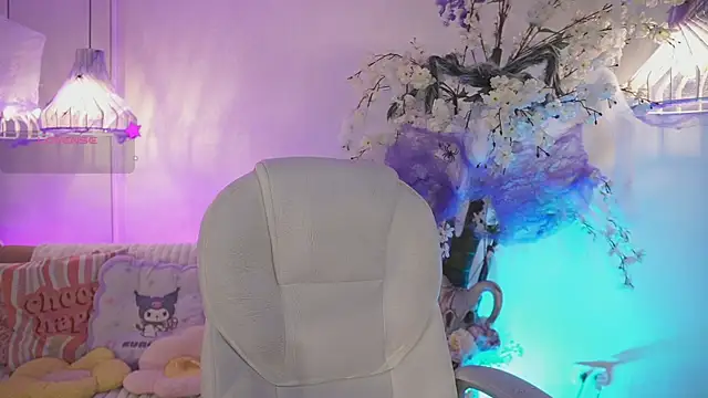 Snapshot of JadeSummerr chatting on 22, 10, 2025 JadeSummerr online show from 22, 10, 2025