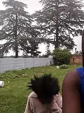 Snapshot of SweetHoney21_ chatting on 20, 11, 2025 SweetHoney21 online show from 20, 11, 2025