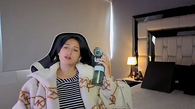 Adhara7 online show from 3, 2, 2026