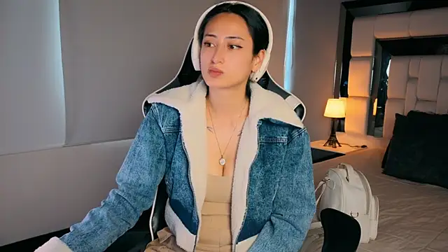 Adhara7 online show from 4, 4, 2026