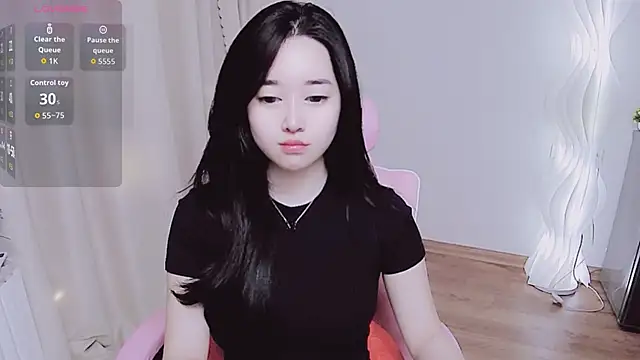 Miu-999 online show from 4, 10, 2025