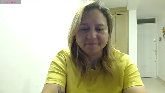 Snapshot of haashkyo chatting on 1, 6, 2026 haashkyo online show from 1, 6, 2026