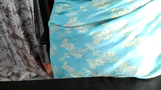 niya-cute online show from 14, 12, 2025