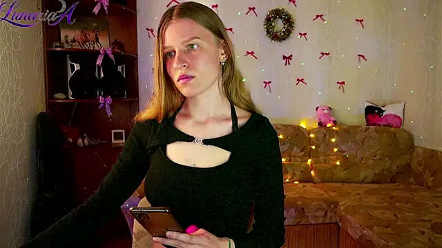 Snapshot of Luntryy chatting on 21, 4, 2026 Luntryy online show from 21, 4, 2026