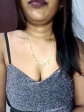 Tamil kavinila online show from 5, 4, 2026