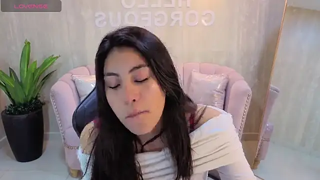 Zoe Blaze A online show from 10, 10, 2025