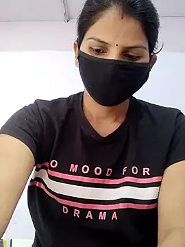 poojam93 online show from 19, 11, 2025