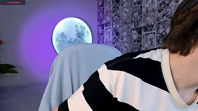 Snapshot of Robby_Manson chatting on 6, 11, 2025 Robby Manson online show from 6, 11, 2025