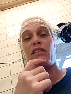 sarahkat86 online show from 21, 10, 2025