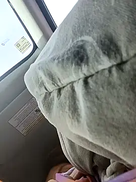 sarahkat86 online show from 14, 1, 2026