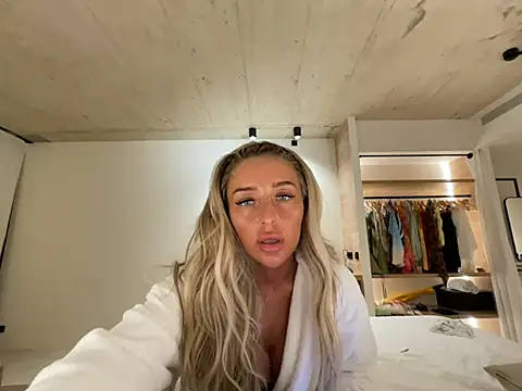 Laceyvipx online show from 26, 5, 2026