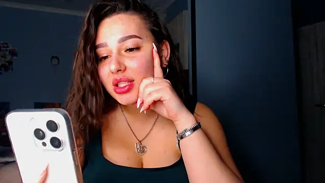 NikiWhite online show from 15, 10, 2025