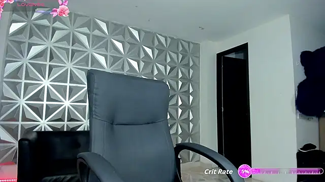 Snapshot of hellen_tease chatting on 18, 10, 2025 hellen tease online show from 18, 10, 2025