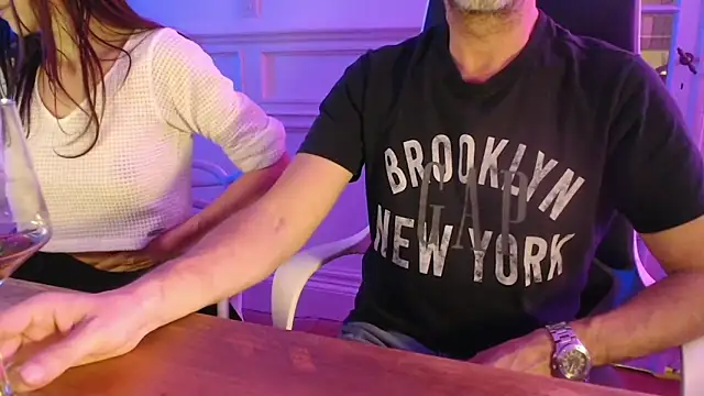 friendswithben33 online show from 15, 10, 2025