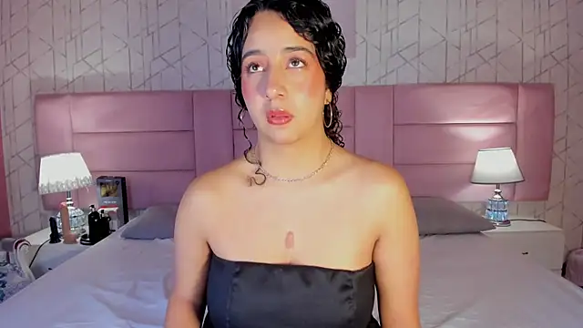 BellaSwwan online show from 3, 12, 2025