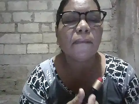 Snapshot of xxbernxxx chatting on 18, 9, 2025 xxbernxxx online show from 18, 9, 2025