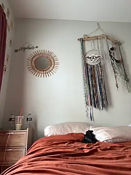 lilcubangoddess online show from 8, 9, 2025