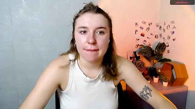 JuliaTopp  online show from 24, 11, 2025