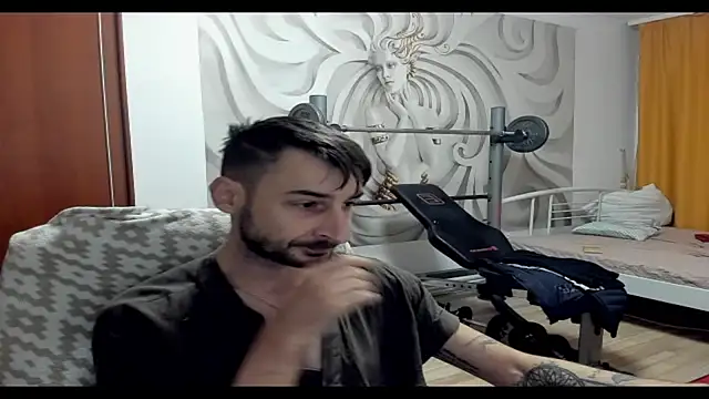 Snapshot of bignosebigcok chatting on 3, 10, 2025 bignosebigcok online show from 3, 10, 2025