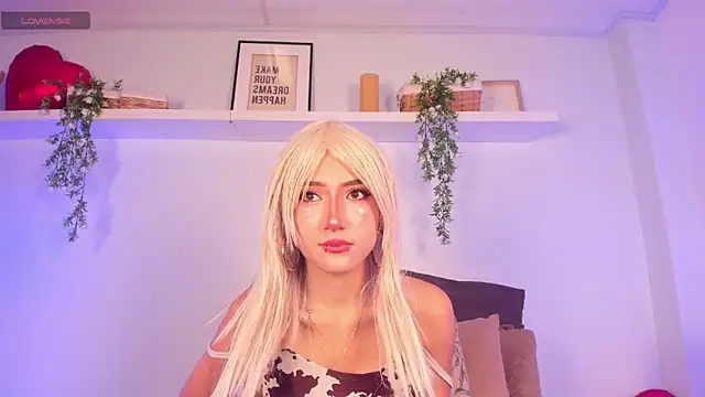 Vampgyal online show from 15, 4, 2026