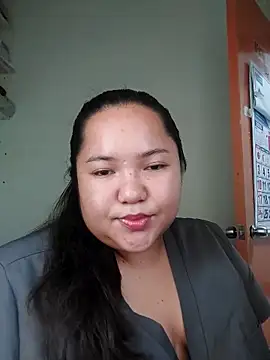 Snapshot of LianaCruzado chatting on 12, 5, 2026 LianaCruzado online show from 12, 5, 2026