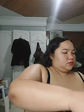 LianaCruzado online show from 6, 7, 2026