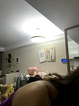 Snapshot of anna_yngs chatting on 12, 10, 2025 anna yngs online show from 12, 10, 2025