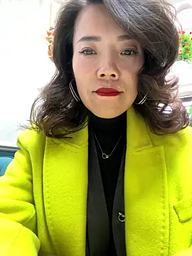 Snapshot of anna_yngs chatting on 10, 11, 2025 anna yngs online show from 10, 11, 2025